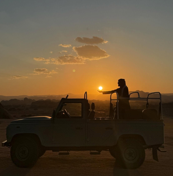 ExperienceAlUla's tweet photo. Golden skies. Endless horizons. One unforgettable moment π
Discover the beauty of sunsets in #AlUla π€
#ExperienceAlUla https://t.co/ILjFKM0V3E