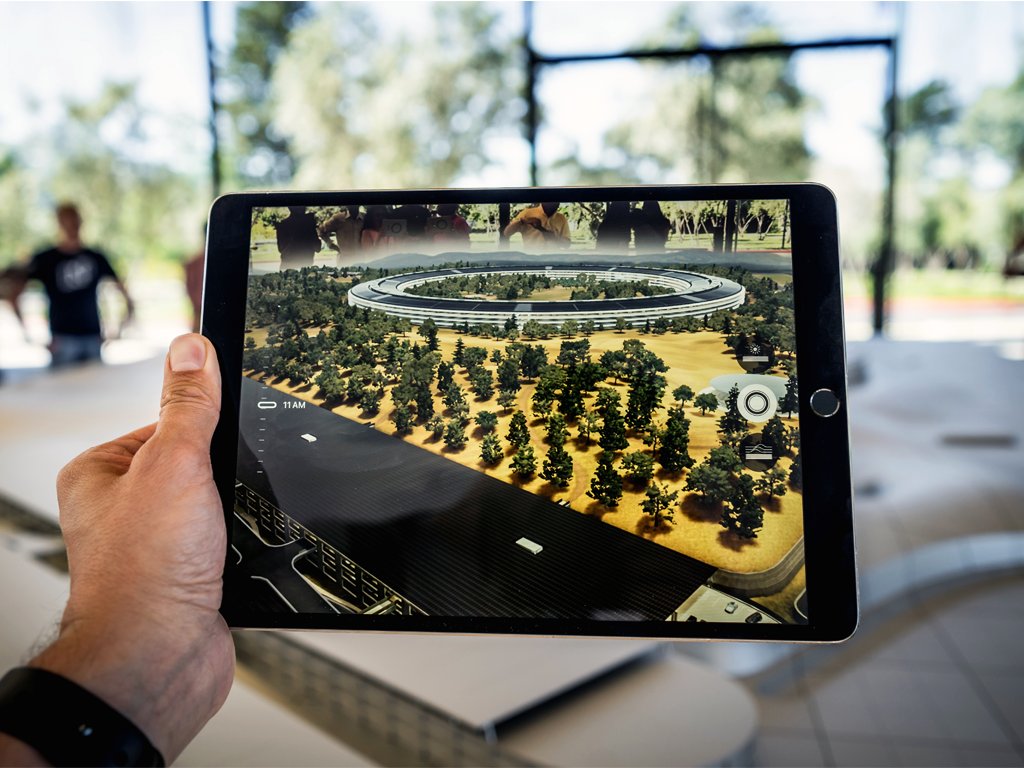 BitPlayCL's tweet photo. Buenas Tardes #FelizMartes
La #RealidadAumentada te da la posibilidad de combinar el mundo real con el digital.
Está tecnología la puedes ocupar para proyectos de #Educación #Turismo #proyectos #Ingeniería #Marketing y mucho más
#Chile
#Innovación 
#AugmentedReality https://t.co/5uxzPUNSIV