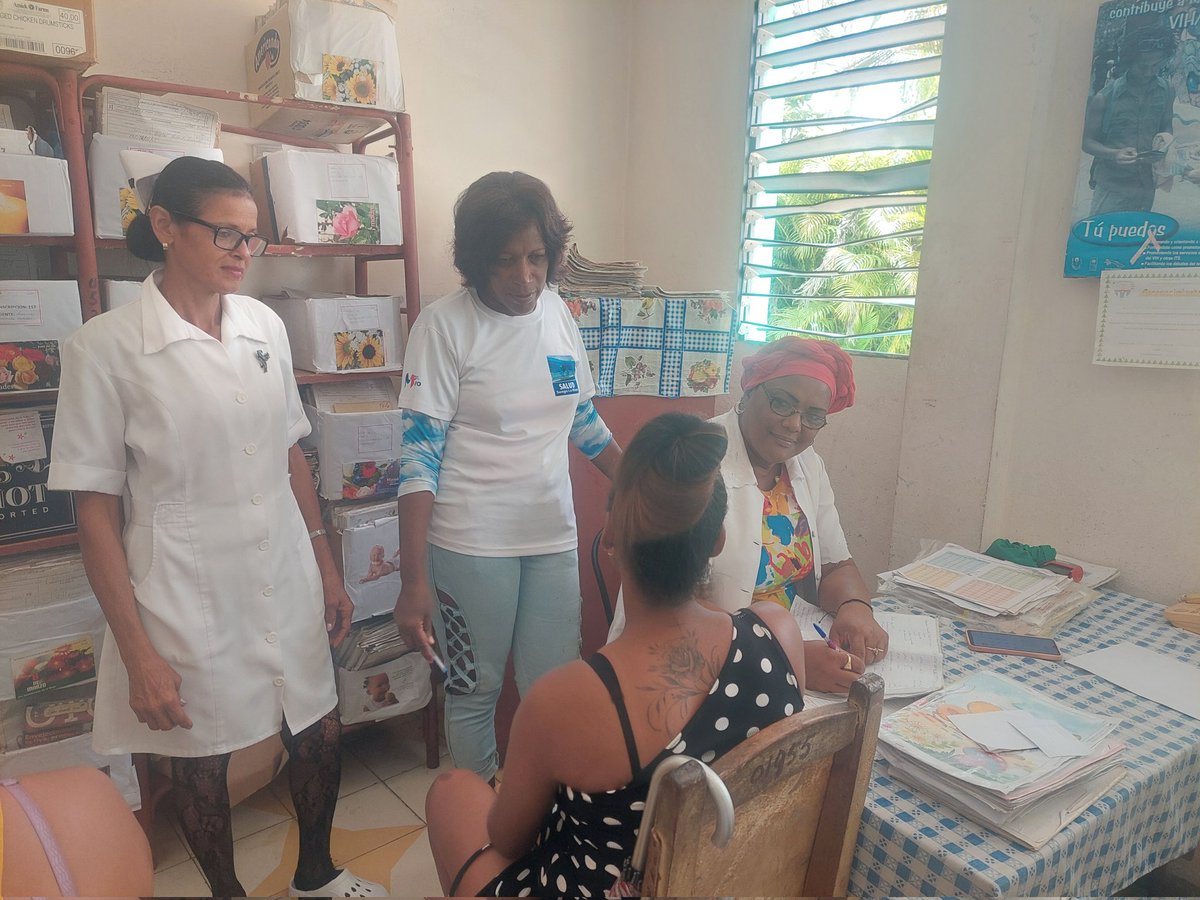 castilloauty's tweet photo. La salud de las gestantes y su bebé es un pilar importante en el Programa Materno Infantil. Intervención compleja en consejo popular de Yerba de Guinea. https://t.co/3BKrKIGUef