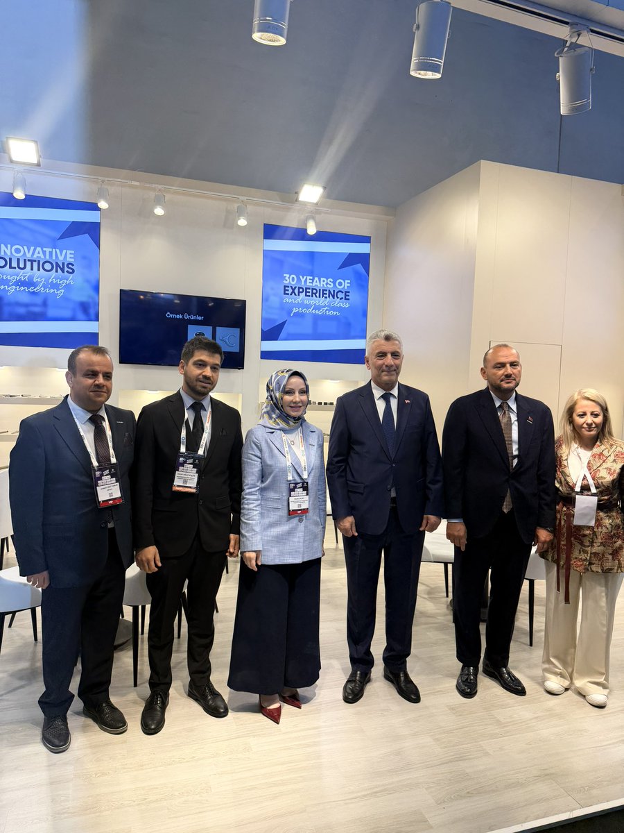 _zelihakurt's tweet photo. MÜSİAD EXPO 2026 Karma Ticaret Fuarı’nı 23-26 Eylül tarihlerinde İstanbul Fuar Merkezi’nde başarıyla gerçekleştirdik. 390 firmanın katıldığı, dünyanın dört bir yerinden gelen satınalma heyetleri ve ziyaretçilerle gerçekleştirilen fuarımıza yoğun ilgi vardı. Fuarımızın ülkemiz ekonomisi için hayırlı ve bereketli olmasını temenni ederim. 

MÜSİAD EXPO MÜSİAD Genel Merkez Burhan Özdemir #müsiad #müsiadexpo