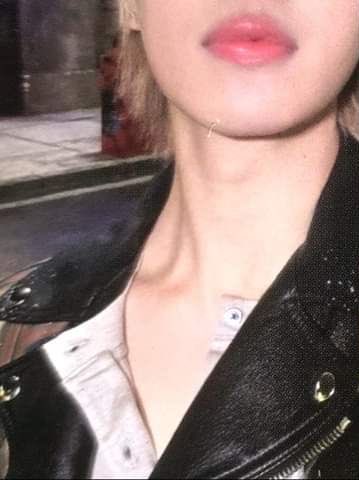 dreamijimni's tweet photo. most kissable lips of all times https://t.co/6T0Svao9q5