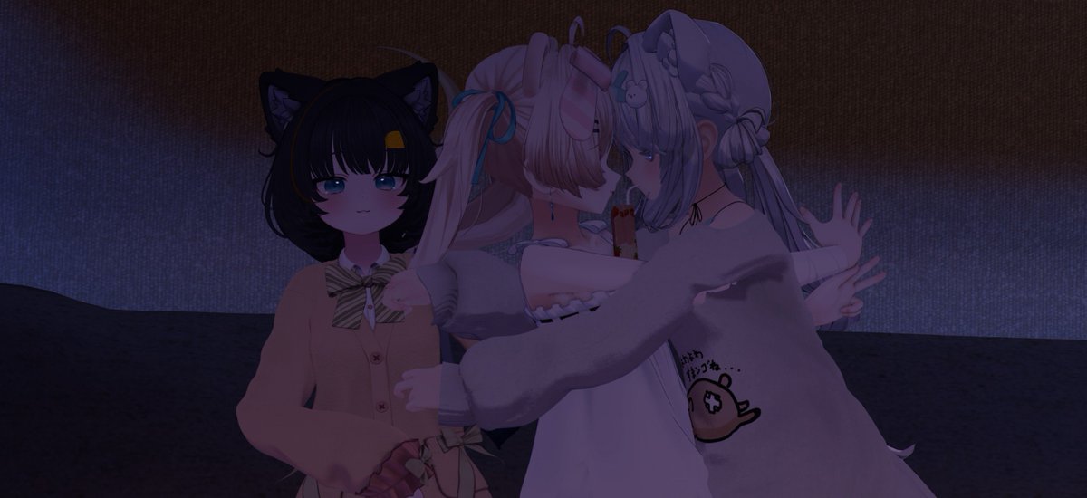 takuan_vrc's tweet photo. 3人で寝っ転がるといつもこれ https://t.co/5br22ljhkv
