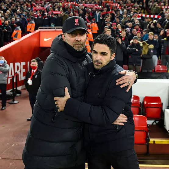 valleyelectra's tweet photo. #ArsePool ❤️ https://t.co/y9xVaxcrFq