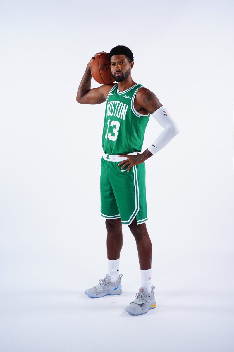 NBA's tweet photo. PG IN BOSTON ☘️
PG BACK IN #13 😏

@Yg_Trece x @celtics https://t.co/L0JTTtMED7