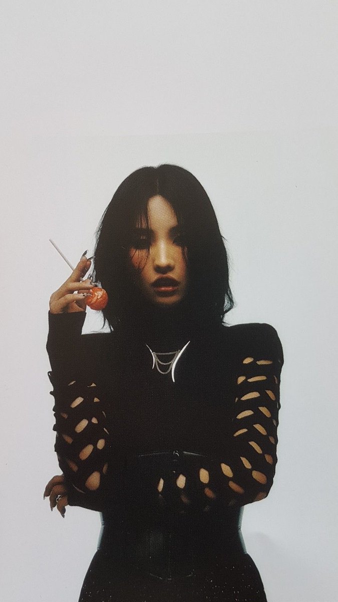 tht_SY's tweet photo. It’s JSY entertainment year.
#soyeon https://t.co/6gGF7AOLhM