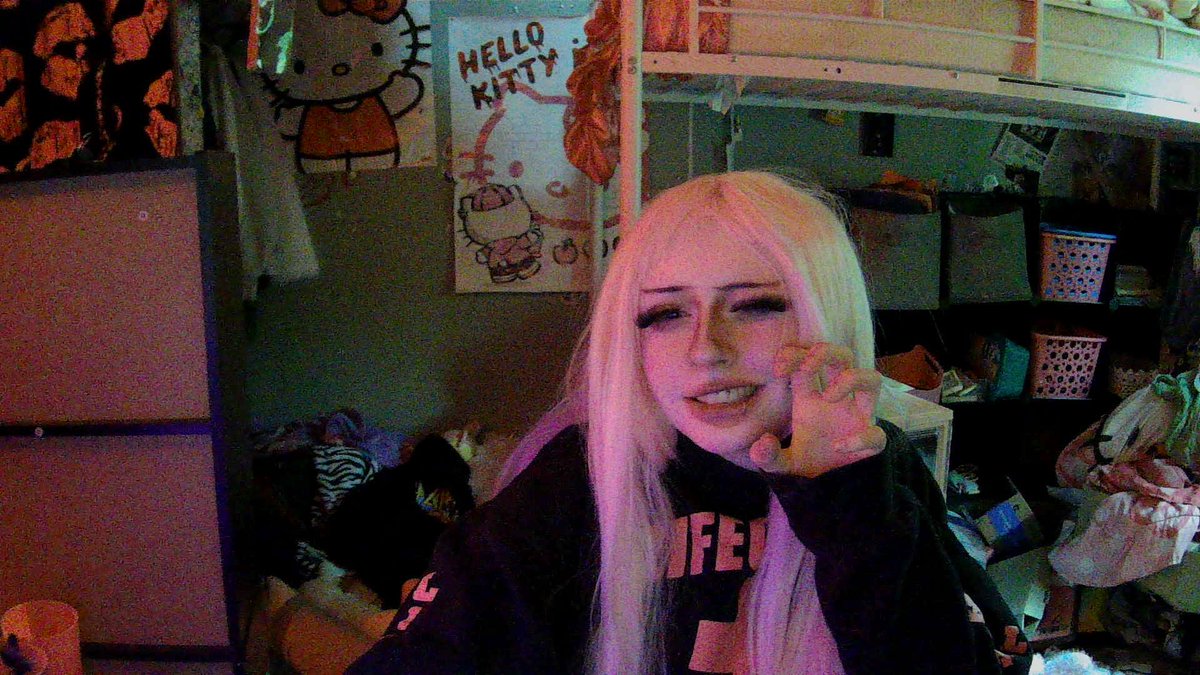 Cup1dcries's tweet photo. 🧸💗 anyone wanna buy me some robux?
i’ll let u pick what we play and spend some time together 🎀
dm me if interested ♡
#kawaii #cutecore #kawaiigirl #princesscore #ekitten #catgirl https://t.co/URdlpGgEbZ