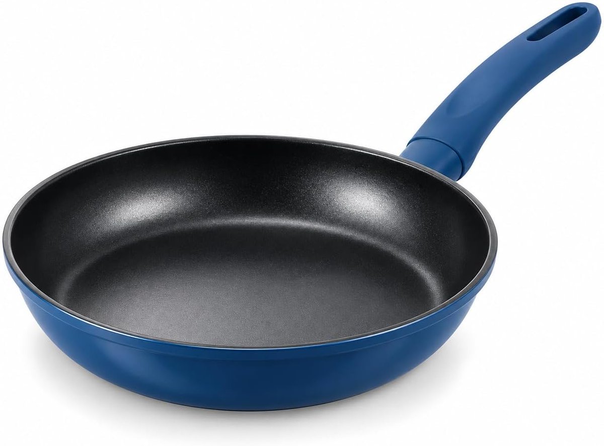 PrecoDerreteu's tweet photo. 🔥 OFERTA QUENTE 🔥

Frigideira Azul 24cm 1,5L com Revestimento Cer…

💰 Só R$ 24

🛒 Garanta o seu antes que suba 👇
https://t.co/veQi1NyjK8 https://t.co/oNLT9cpzDT