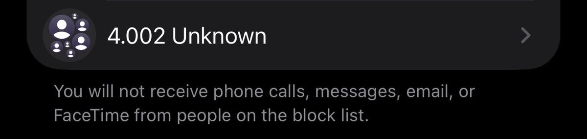 patriota's tweet photo. @PhoenixBR Deve ter 5 anos que não atendo ou respondo numero desconhecido.
Cheguei no limite de blocks do cel. https://t.co/PgUynwnJye