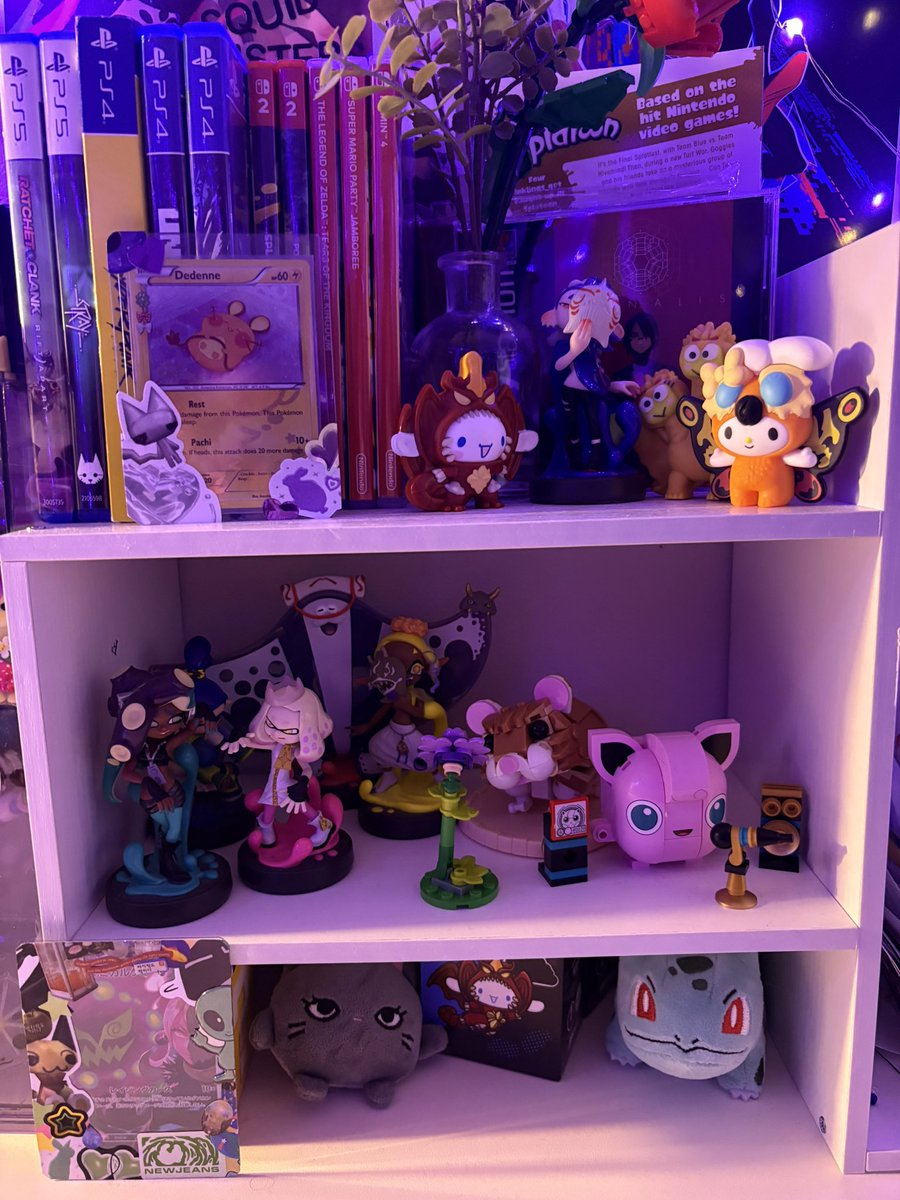 cluvfairy's tweet photo. desk details 🌙 https://t.co/qJBrnbBnOK
