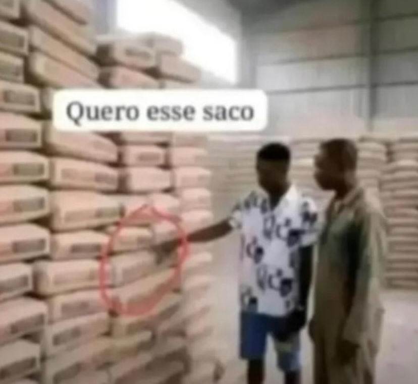 alerrrrrrr's tweet photo. eu quando claramente quero um saco https://t.co/KAoaI5efM2