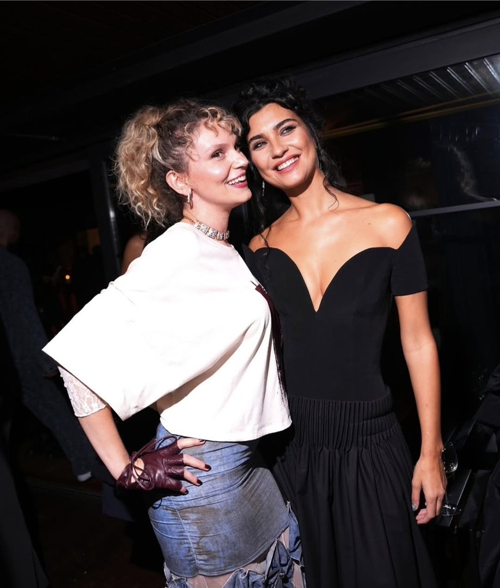 judith23y's tweet photo. Gorgeous ⚘️ ✨️ 
#Soy
♡
#tubabüyüküstün https://t.co/O6xz2huM1O