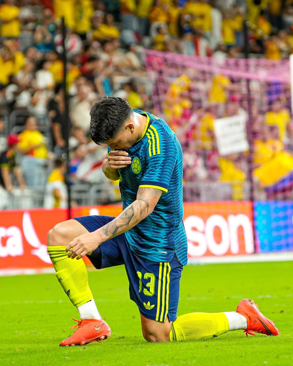 clubleonfc's tweet photo. Debut con gol en Club León 🦁 
Debut con gol en Selección Colombia 🇨🇴 

¡Tremendo, Arcila!

#SerFieraEsUnOrgullo 💚 https://t.co/vtY5WipYbl