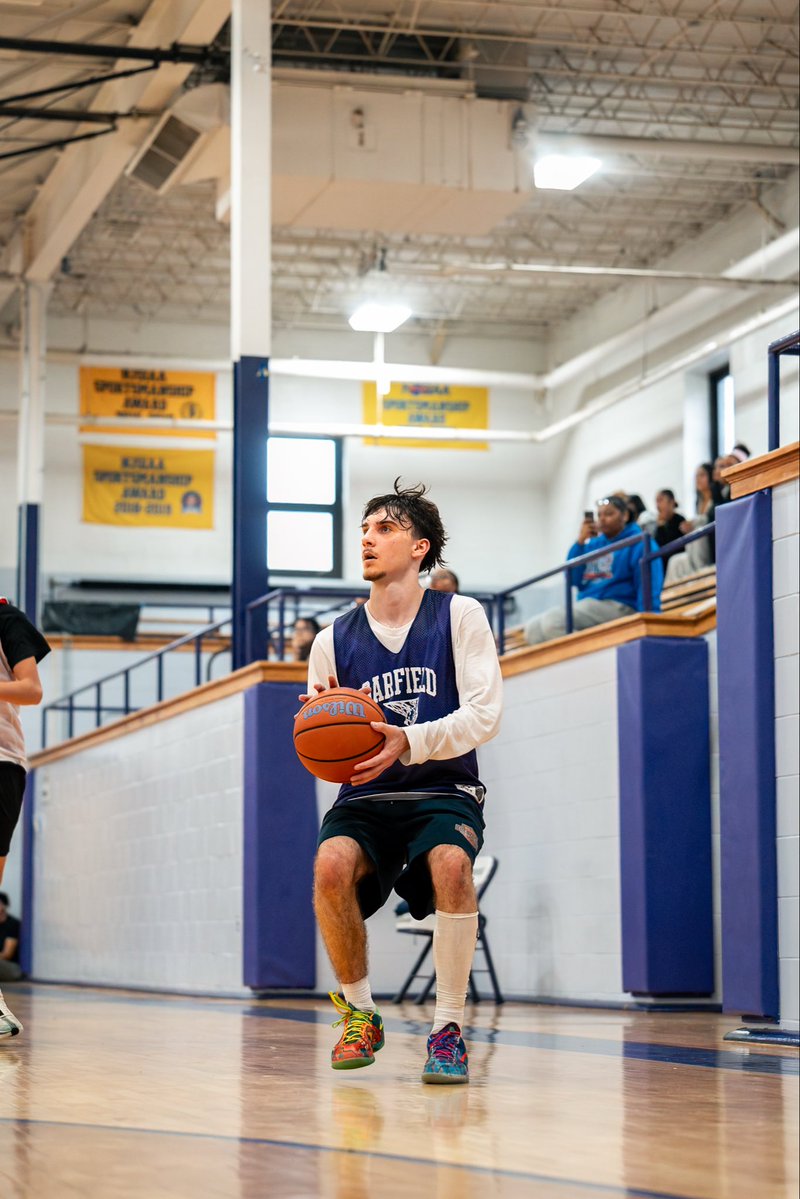 adelmacki2028's tweet photo. 15 PTS | 5 3PM 🎯🏀 vs. Lodi — Fall Ball

Locked in. Shot falling. Still chasing more.
2028 SG | 6’0

🎓 Coaches — if you’re looking for a guard who can knock down shots and compete, tap in.

#2028Hoops #CollegeCoaches #BasketballRecruiting #FallBall #SG #Basketball #Shooter https://t.co/sajzzh8LUO