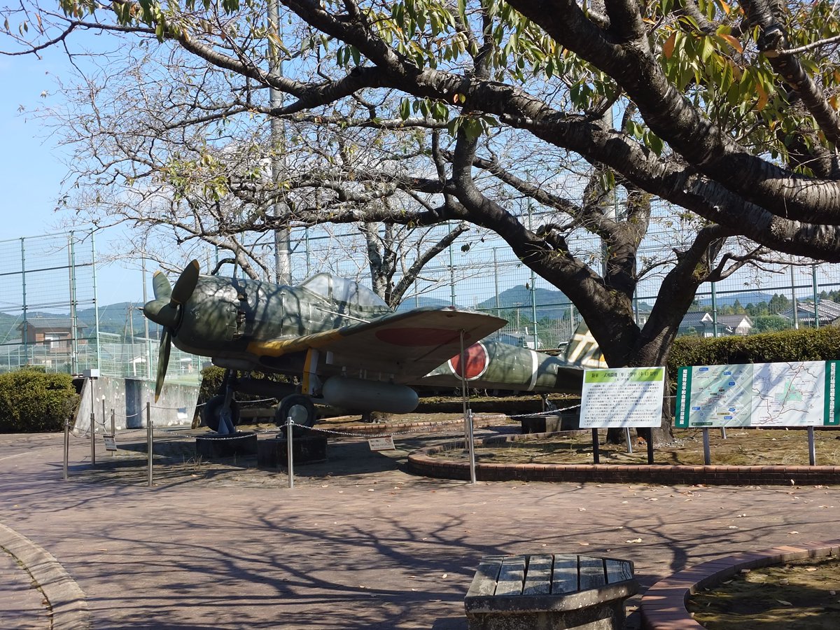 masanya00's tweet photo. 知覧の特攻隊記念館にて
色々考えさせられる経験ができました🤔
涙腺緩くなります https://t.co/JmJRsetdvD