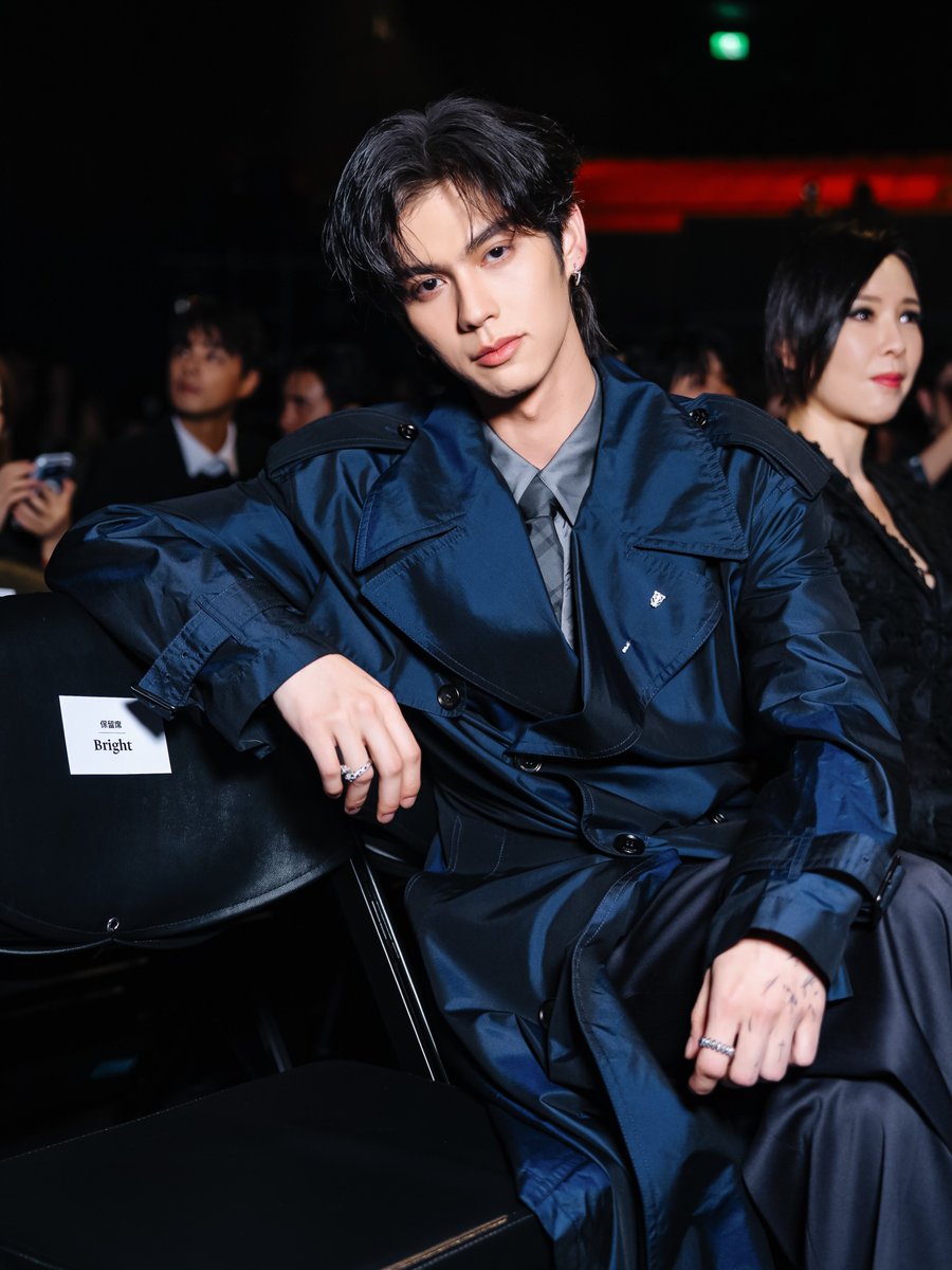 pmxvc_'s tweet photo. IG : allbright.official
[https://t.co/XlparPx9qg]

ลุคนี้หล่อมาก ทรงผมเอยใด เมคอัพ ชุดBurberry เครื่องประดับ Cartier

BRIGHT X TAIPEI FW 
#TaipeiFashionWeekxBright
#TPEFWSS26xBRIGHT
#TPEFW
#bbrightvc https://t.co/7VdzkpUYEP