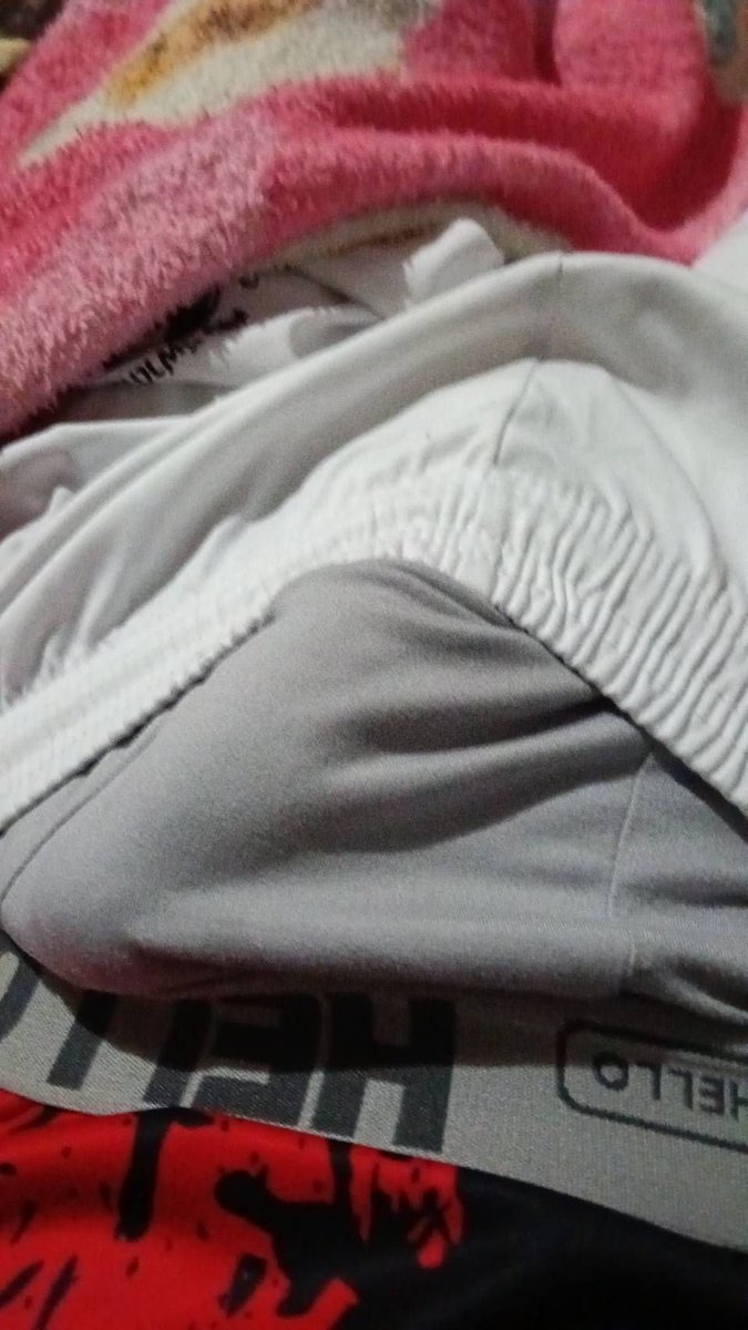 NalinV2's tweet photo. เอาควยมาอ่อยอีกแล้วแบบนี้ต้องชักแล้วละเห็นแล้วเงี่ยนน #แลกควย #ควยยาวลำใหญ่ #ควยชายแท้ #รีให้หน่อยค้าบ #เงี่ยนควยน้ำแตก https://t.co/qrGL9IycYh