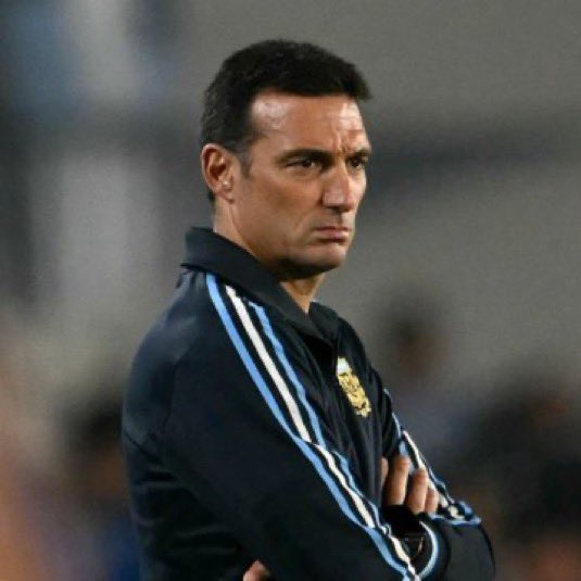 mikewaykicks's tweet photo. 🚨🗣️ Lionel Scaloni: "We will now build with new blood, new young players; we will find new ways."

"I have never seen such aura as Messi has." https://t.co/AXkaFoQl5W