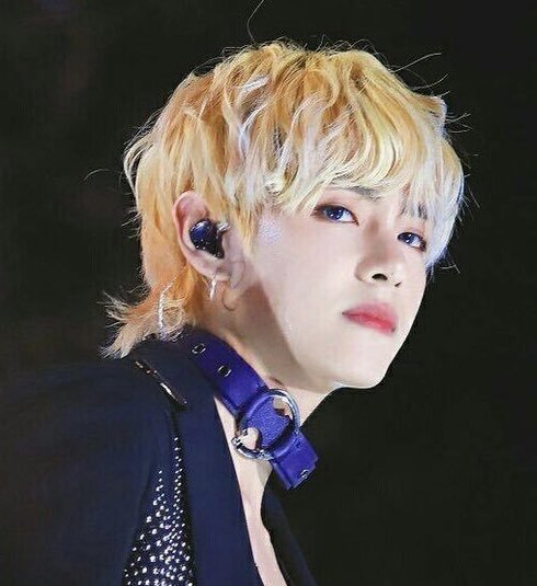 thvaesthetics's tweet photo. Mullet Taehyung 🫶 https://t.co/u8MFKM7Ryf