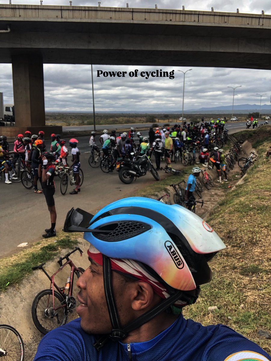 cyclingdjpeter's tweet photo. With biking, you start out thinking that you’re training your legs ,lungs and heart.

But then you discover that you’re really training your mind, to be stronger, more disciplined and to believe that you are capable of more than you ever dreamed possible.

Power of cycling https://t.co/iNKkchVsJB