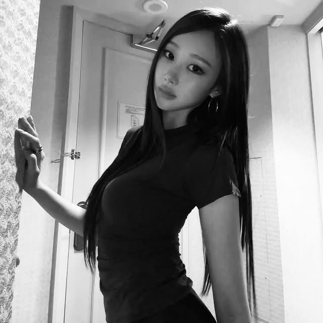 swblkonce's tweet photo. Requisitos para ser mi novia
Ser esta peligrosa: https://t.co/AFxO68S92R
