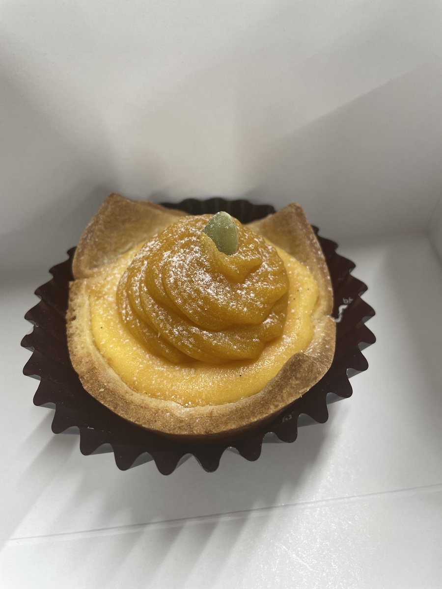 S091124M's tweet photo. うっっま！
10月から色んなかぼちゃ狩り🎃
ハーゲンダッツも美味しかった
タリーズのドリンクも行かなきゃ！ https://t.co/uF1LlrYLdq