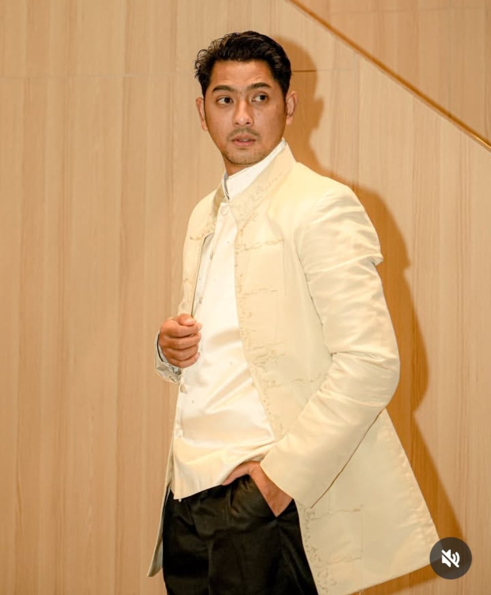 newtamimit's tweet photo. Gala premier munafik di malaysia 🥰

Cr. Ig arya saloka

#AryaSaloka
#FilmMunafik https://t.co/SO0MlWjocy