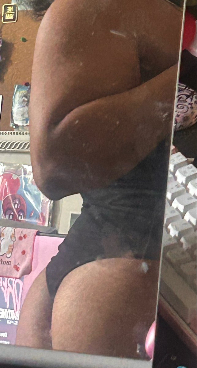 youstupidd0g's tweet photo. Okay I lied :) this is honestly my favorite picture 💪🍑

#nsfw #ftm #horny https://t.co/lDiEpqGtEc
