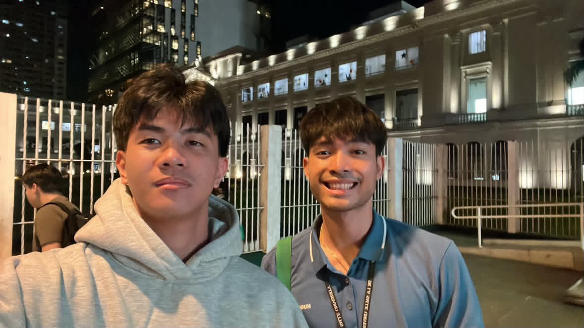 faeriexosh_'s tweet photo. "happy mansari, dhie! okay naman kami ng mga anak mo dito sa pinas. ingat ka palagi jan ah. miss na miss ka na namin ng mga bata ☹️"

leaked convo ng chatbox ni im4n at ru! 🤧 https://t.co/pFPETWWkE5