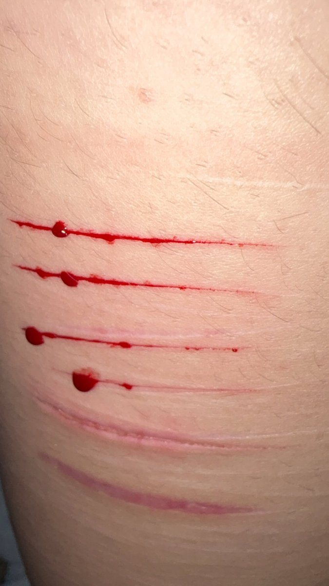 GabeItchhrhbr's tweet photo. baby styros because my other one was deep and i need a break 😩 (⚠️ ALL FAKE!! MAKEUP SFX. block, don’t report ⚠️) https://t.co/1fGesf6iWX