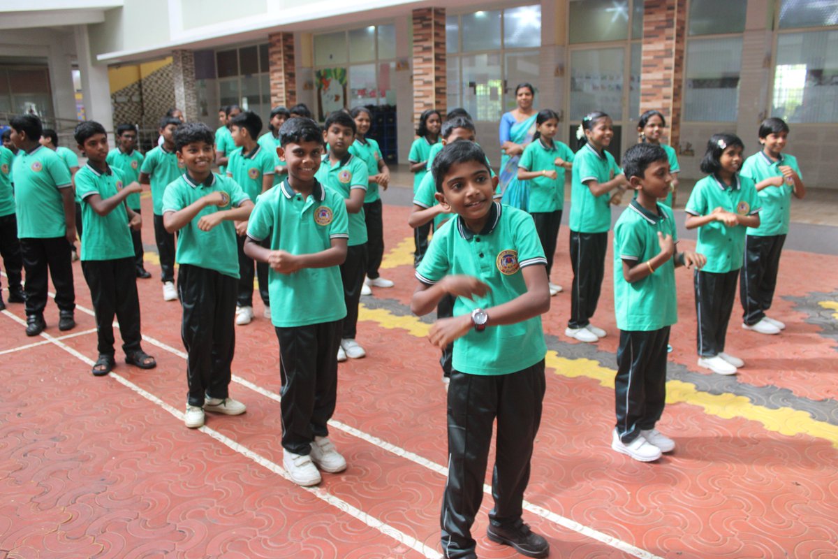BethlahemHills1's tweet photo. Assembly by Grade 7A Students https://t.co/4kdzRWEnhA