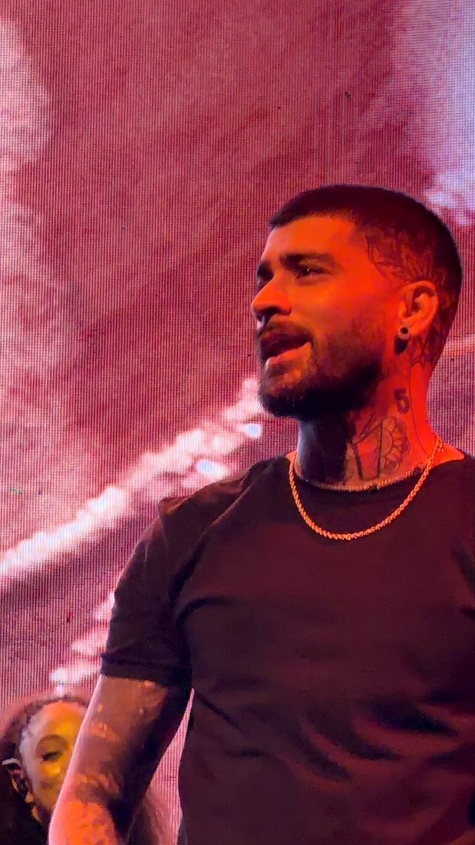 zaynsjaan_'s tweet photo. HIS SMILE IS EVERYTHINGGGGG MY JAAANNNNN 🥹🥹🥹🩷🩷🩷 https://t.co/EBA2QTssEH