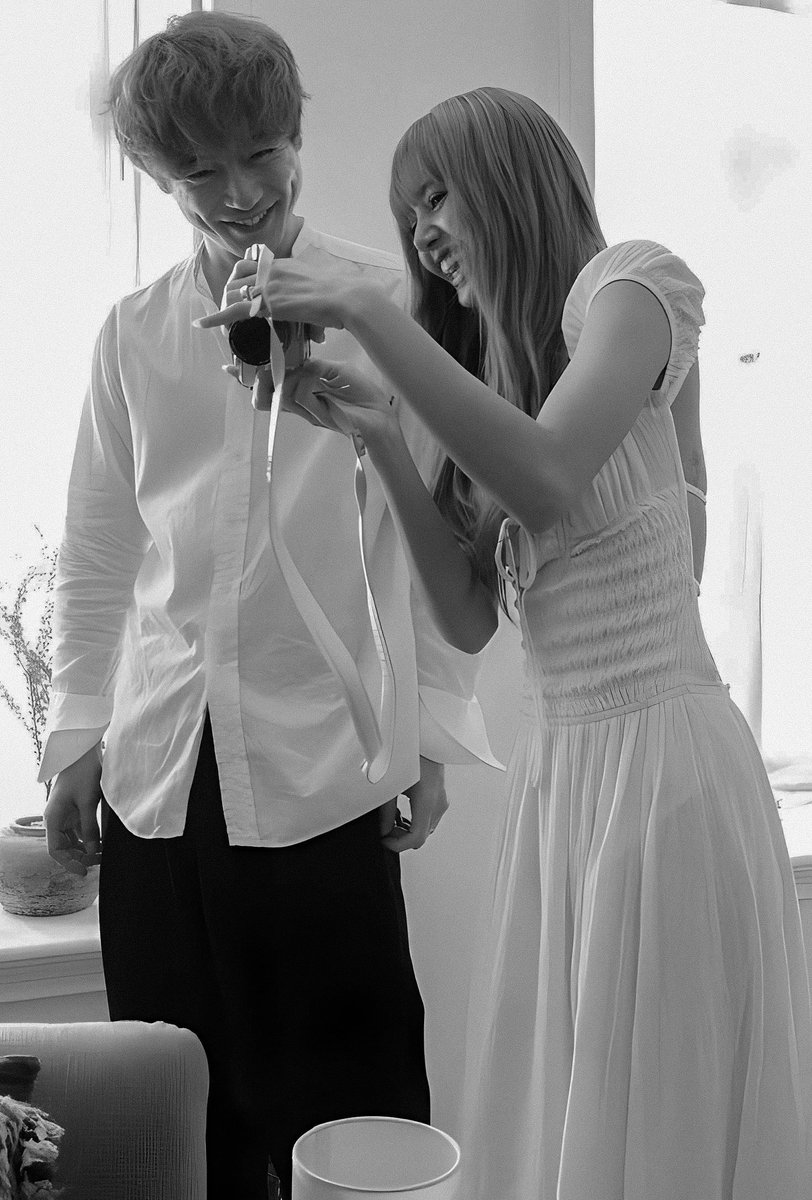 ginsengore's tweet photo. our happily ever after is only just beginning, and i want to thank you for being the truest and purest meaning of love. i love you immensely; you are my greatest certainty. happy one month, my love for a lifetime.🤍 https://t.co/cw3NjdPi9b