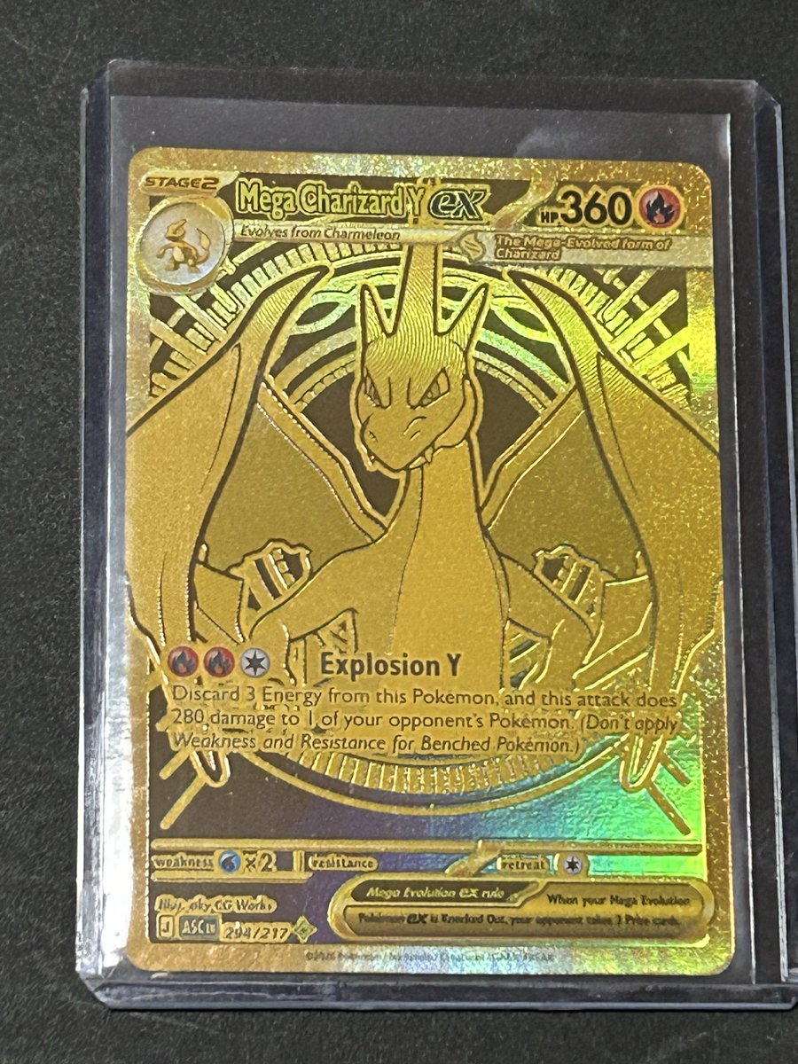 RaichuRocks99's tweet photo. @vRareStore the display of Ascended mini tins you sold me had something nice inside https://t.co/ebOE7IcxxB