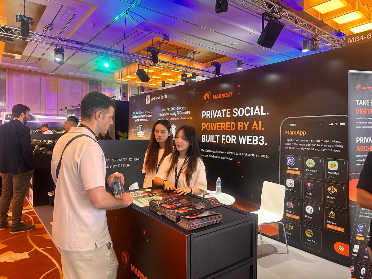 MarsCat_Global's tweet photo. 🇸🇬 MarsCat at #TOKEN2049 Singapore! 🐱
Great conversations, new connections, and lots of familiar faces at MB4 63. 🌐
Thanks to everyone who stopped by! ❤️
Come say hi! 👋
#MarsCat #MCAT #Privacy https://t.co/fK9pIzoJPP