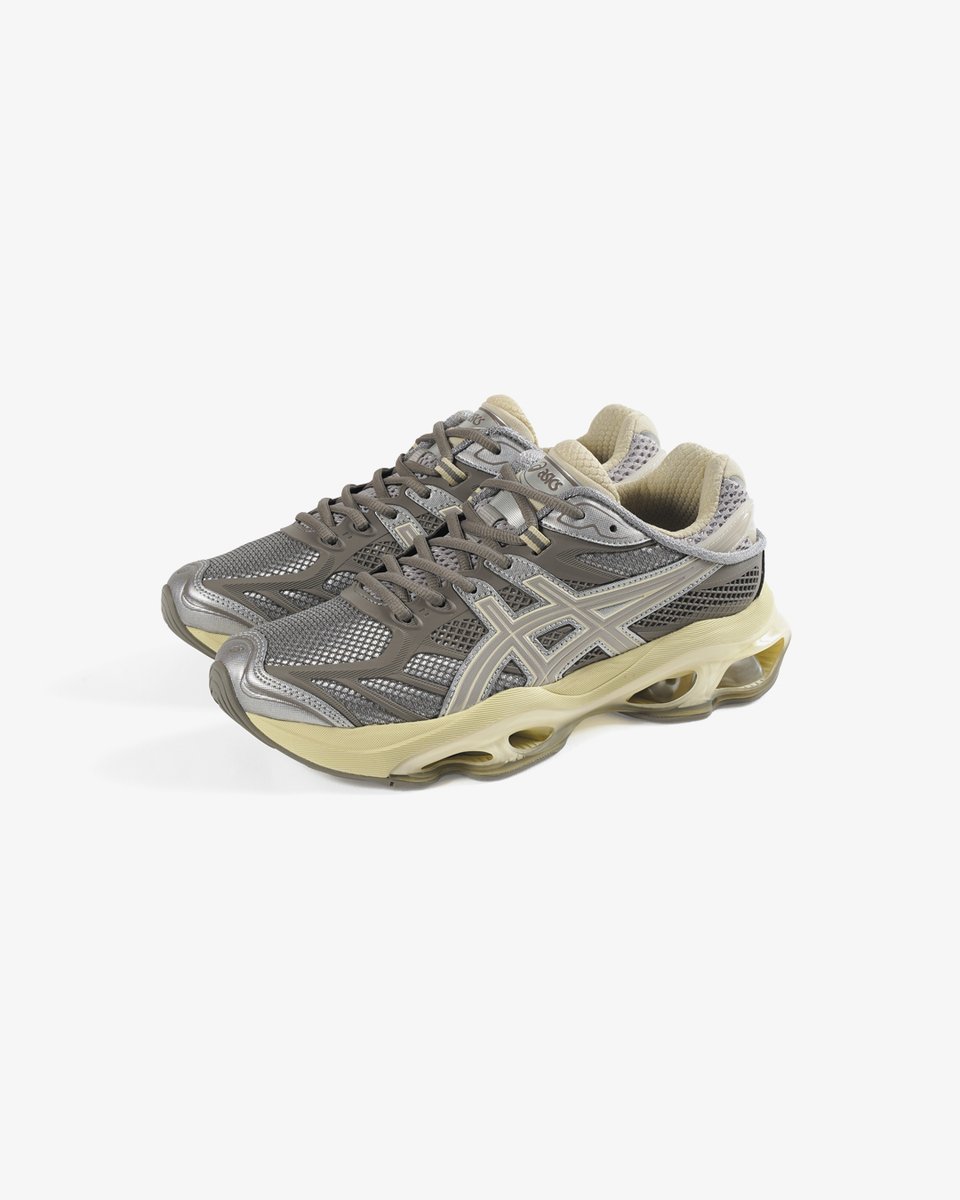 KicksLab_jp's tweet photo. 【 New Arrivals l 新入荷 】ASICSSPORTSTYLE l “GEL-KINETIC 2.0” Cement Grey/Clay Grey Black/Black l Available on the October 8th in Store and Online Store. #KICKSLAB #キックスラボ

商品詳細はこちら▼
https://t.co/rIAbdmFvfN https://t.co/nA3xTuyycU