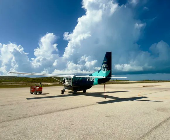 ICWR's tweet photo. ICWR observer pilot David Benna spotted this waterspout today (October 6) off of Big Ambergris Cay, Turks and Caicos. Send us your reports! https://t.co/D5mEYAdYed https://t.co/wfGs4z7kKY