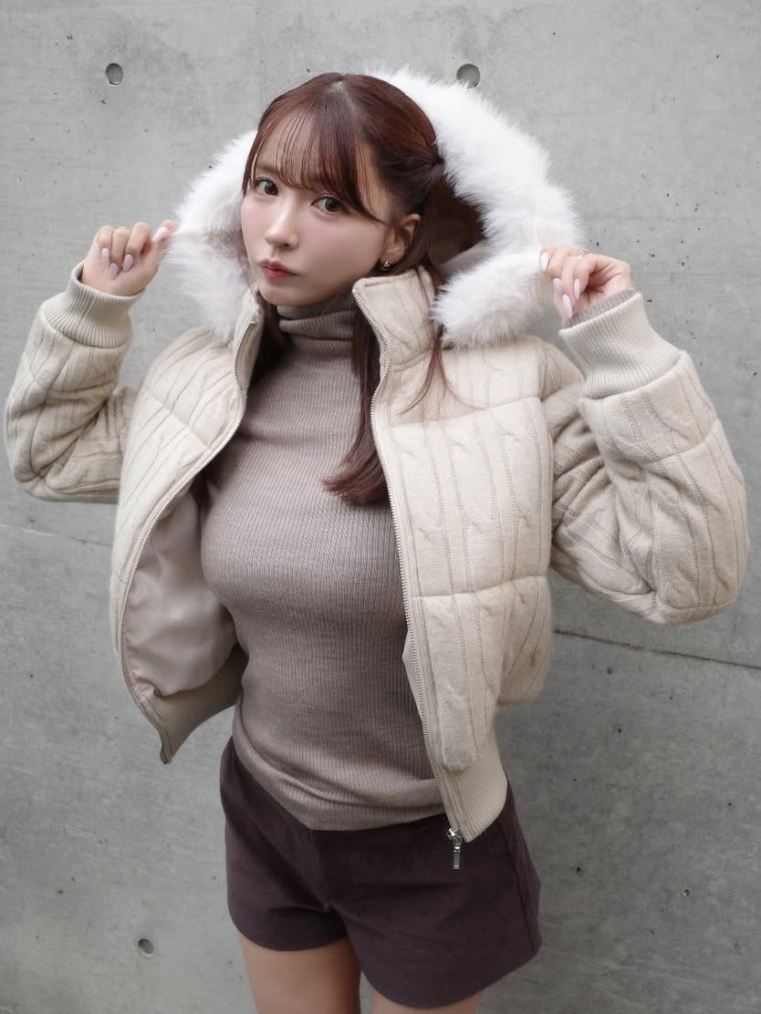 ailaaana's tweet photo. 三上悠亜 https://t.co/eD5PQtPsUw