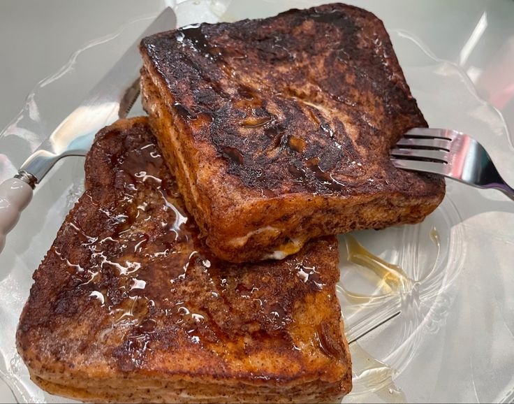 UrielHUNI's tweet photo. Day 1 masak sarapan sendiri, saya coba buat french toast. Ada yang mau jadi kelinci percobaan dan icip icip? ^^ https://t.co/k6iqoHCQxd