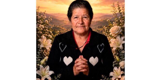 LatamBuzz's tweet photo. #JUSTICIA 🚨 Exigimos justicia por doña Blanca Emeria Pardo Rosero, Q.E.P.D.

Doña Blanca tenía 72 años y el campo era su vida. En la vereda Plazuelas, San Bernardo, al norte de Nariño, hacía quesos, los llevaba a Pasto y seguía de pie aunque una muñeca fracturada le recordara dos accidentes recientes. Madre de seis hijos. Una mujer que no se quedaba quieta.

Esa mañana un vecino la vio salir hacia su potrero, con ruana y machete, como tantas otras veces. Después el teléfono dejó de contestar. Una hija la encontró en el terreno de su propia casa: inconsciente, sin ropa, con el cuerpo marcado por la violencia. 

En el puesto de salud de San Bernardo estaba desorientada, con un frío que no cedía, sin poder decir quién le había hecho eso. La remitieron a Pasto. A las 8:30 de la noche del 29 de agosto de 2026 el corazón se detuvo, después de veinte minutos intentando traerla de vuelta. 🥺

“Mi mamá no murió. Mi mamá la mataron”, dijo su hija Jenny. Le prometió, al lado de la cama, que iban a encontrar a quienes le arrebataron la vida. Más de un mes después esa promesa sigue en el aire. No hay un nombre. No hay un capturado. 

Hay una vereda con pocas familias, sin cámaras, y un expediente que no puede enfriarse.

La familia habla de golpes, de arrastre, de abuso sexual. La Personería de San Bernardo lo llamó feminicidio. La Defensoría del Pueblo lo incluyó entre los posibles feminicidios de Nariño en 2026. El alcalde rechazó el crimen. El pueblo prendió velas en el parque. Pero nada de eso sustituye una investigación que llegue hasta el final.

Doña Blanca salió a trabajar su tierra y no volvió. 

Una adulta mayor no puede quedar así, en silencio, a la orilla de un potrero. POR FAVOR, que se haga justicia!

@FiscaliaCol @PoliciaColombia @DefensoriaCol @MinjusticiaCo @ONUMujeresCol

Fuentes:
Infobae: Una mujer de 72 años murió en Nariño tras sufrir abuso sexual y agresiones: https://t.co/wseLflMK2W
Semana: Campesina de 72 años murió tras ser abusada en Nariño: https://t.co/x7pVMK84Zc
Caracol Radio: Velatón en Nariño por la muerte de Blanca Emeria Pardo Rosero: https://t.co/pN93MDFl7h
Publimetro:  Investigan posible feminicidio de Blanca Emeria Pardo: https://t.co/5uYYosNMs7