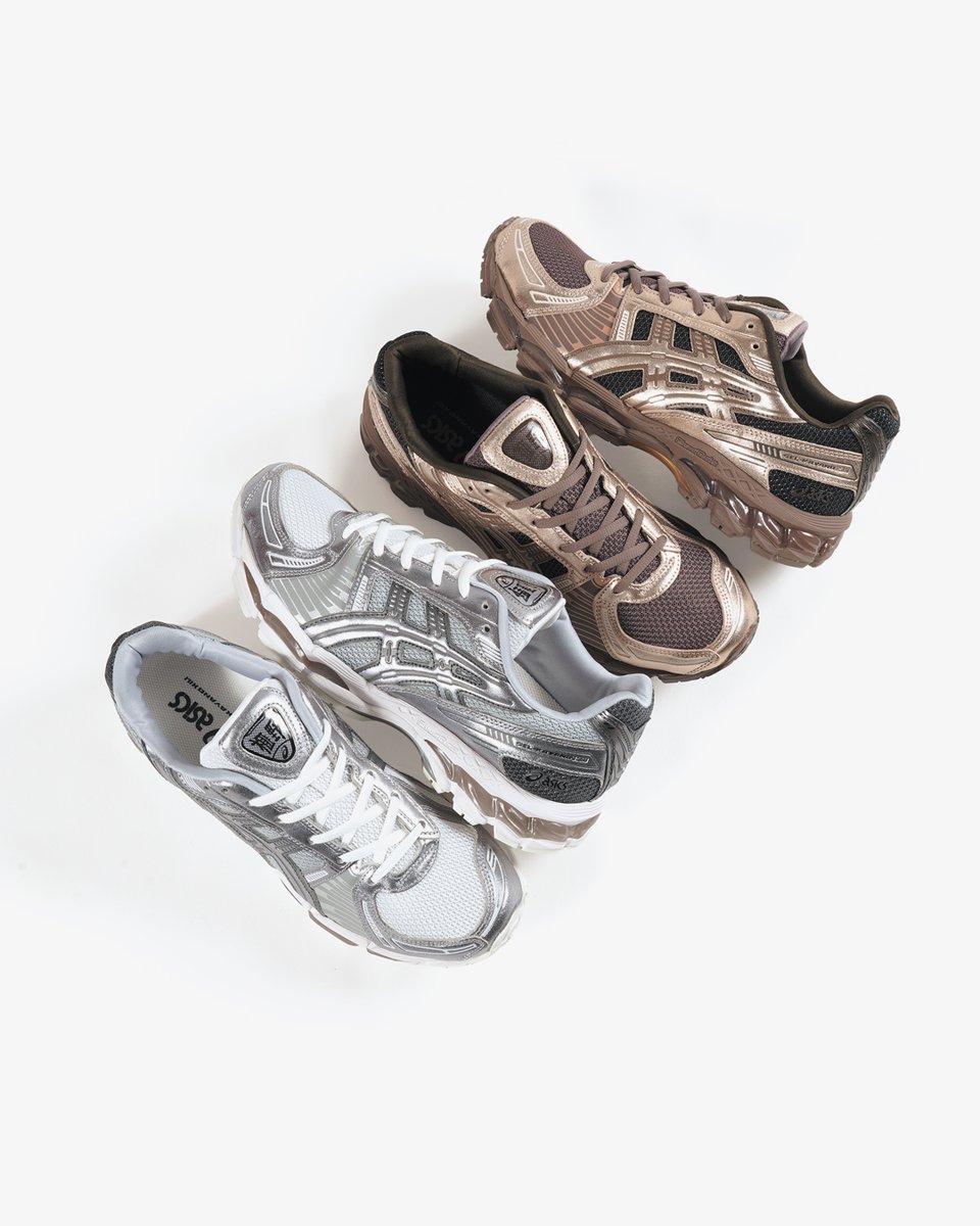 KicksLab_jp's tweet photo. 【 New Arrivals l 新入荷 】ASICSSPORTSTYLE l “GEL-KAYANO 12.1” White/Pure Silver Cocoa Powder/Rose Gold l Available on the October 8th in Store and Online Store. #KICKSLAB #キックスラボ

商品詳細はこちら▼
https://t.co/TH83etI36k https://t.co/4tuMY0AK9R