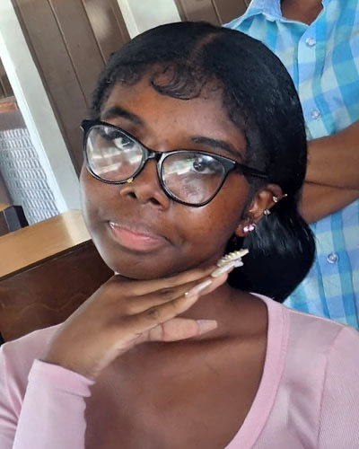 Ohio1ShyGirl's tweet photo. #TEXAS   #Houston 
Madison McIntire, 15  MD:9/27/26
#MissingChild ‼️Please Share‼️ 
☎️Houston Police Department (TX) (713) 884-3131  #MissingPerson  #MissingPeople 
https://t.co/poKAPhEZhx https://t.co/M4EKu5cKt7