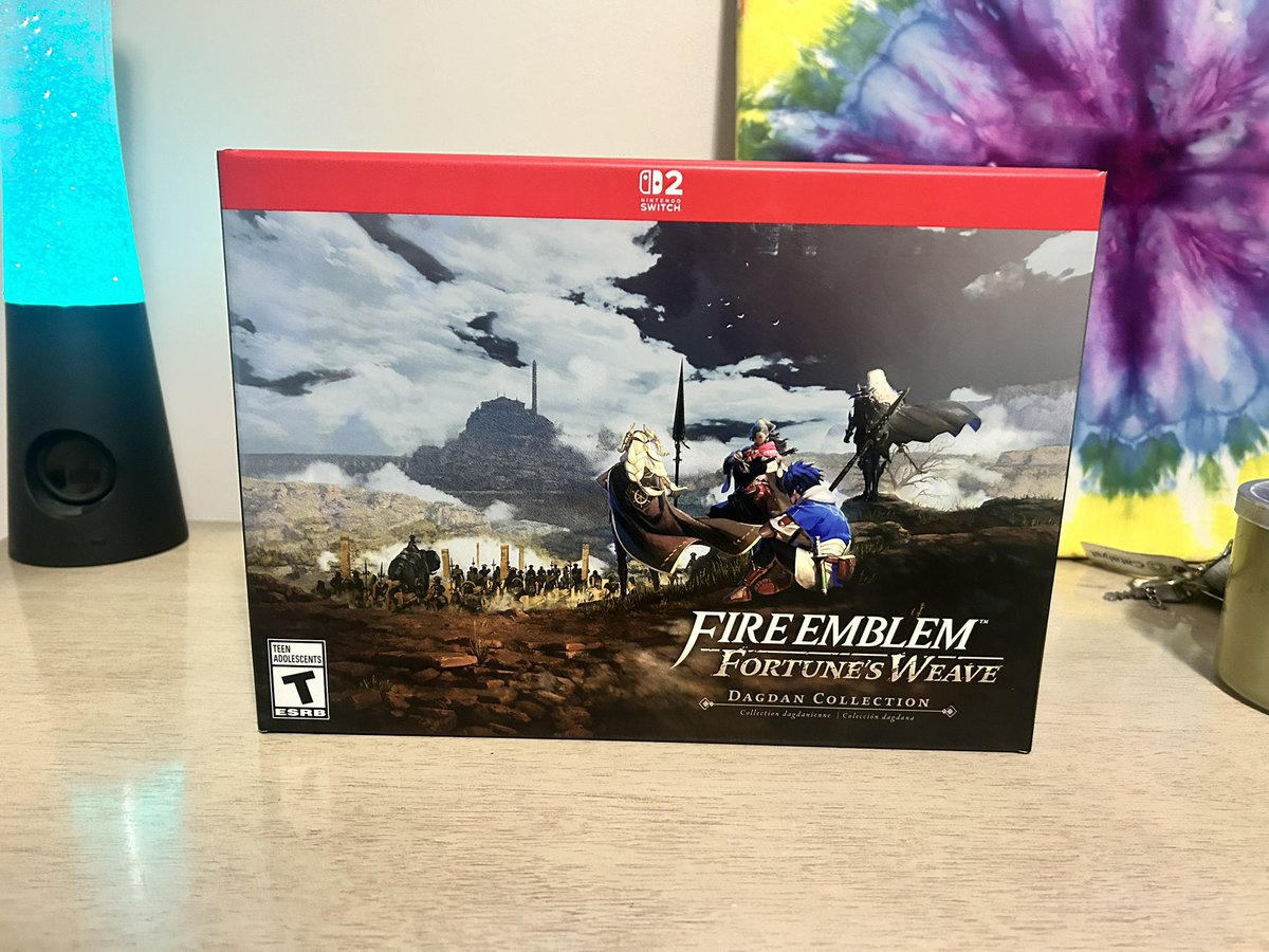 BTE_Nuclear's tweet photo. Finally have it .added to my collection now! Already on the game digitally but now I have it physically sealed in a collectors box onto the shelf. It goes totally worth it.#FireEmblemHeroes  #fireemblem #fortunesweave #Nintendo #gaming #Switch2 https://t.co/LRJrmulDoX