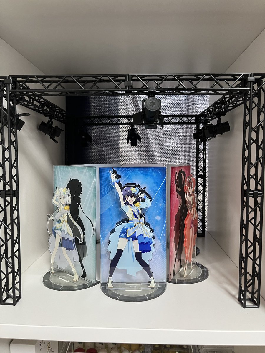 Chige34's tweet photo. 昨日の佐賀アリーナ作った動画が好評っぽいので、作成過程。観客席は根気で付箋ペタペタしました笑 https://t.co/xTnMxOQ0rl