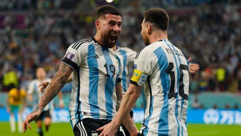 Milagros222802's tweet photo. Se nos fueron el capitán y el general el mismo día, cómo se supone que nos reponemos? https://t.co/qIYYrfKEaA