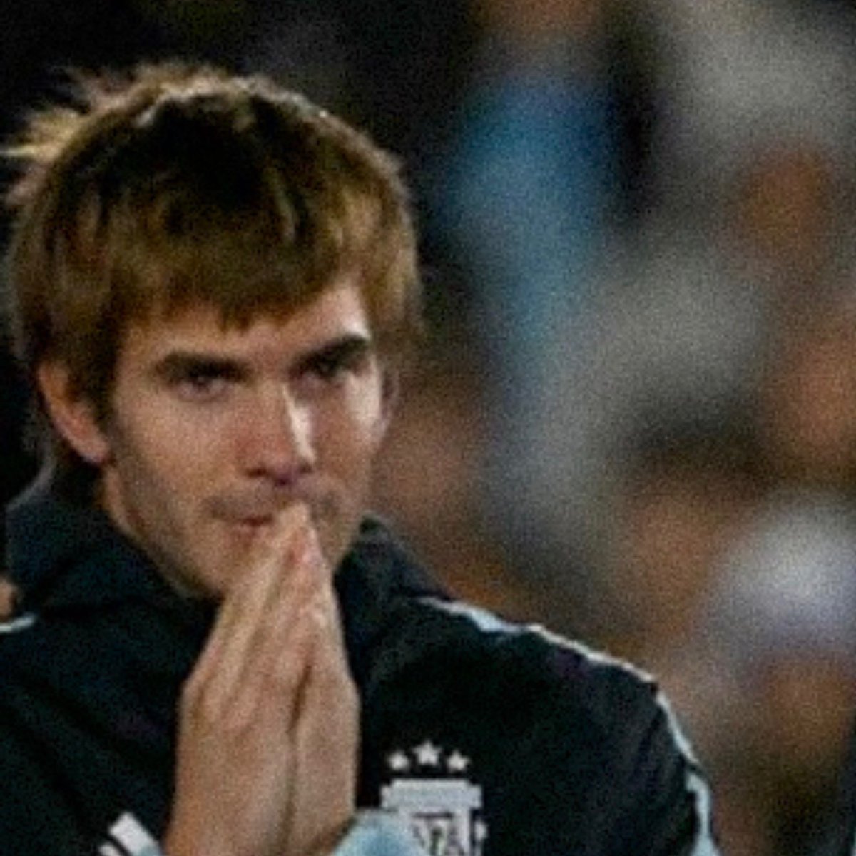FabrizioRomano's tweet photo. 🥺👋🏼 Franco Mastantuono: “I was very emotional because Messi has been my idol since I was a kid”.

“I really love him”. https://t.co/iysBa8CND9