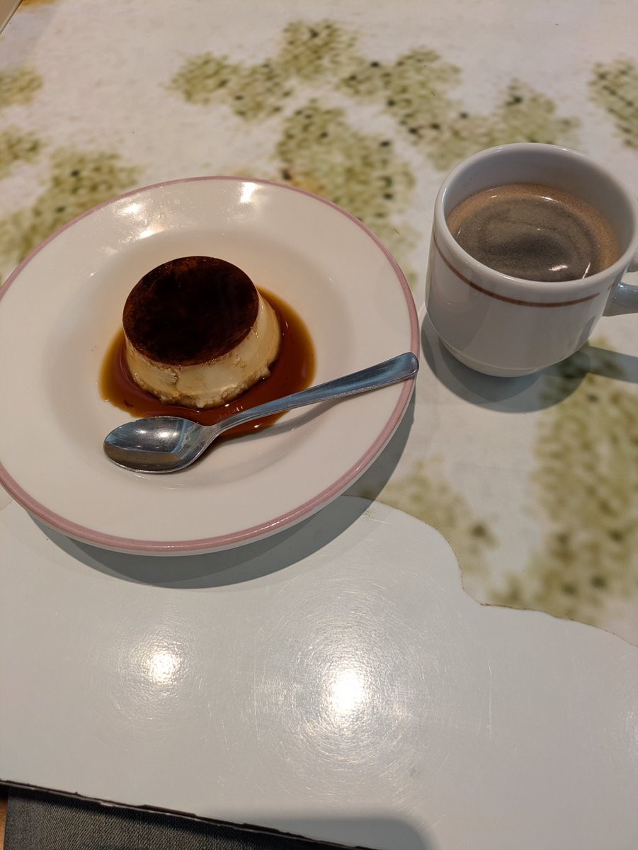 only1_dazo's tweet photo. サイクルベースあさひ
の帰りに
サイゼリヤで
ミラノ風ドリア。
食後に、
イタリアンプリンとコーヒー https://t.co/R9PHKfI0bl