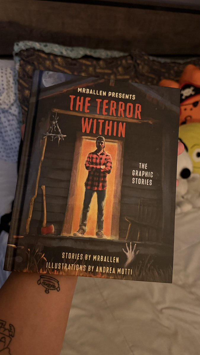 KerMendoza's tweet photo. So excited to have gotten my copy today!! @MrBallen 🧡🤘🏽

#MrBallen #TheTerrorWithin https://t.co/IlQrT9sp5z