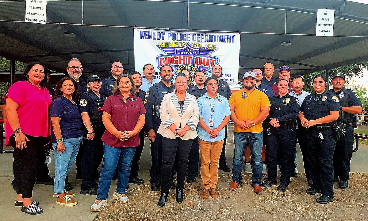 bertdistrict1's tweet photo. 🇺🇸🚔 National Night Out 2026 — Kenedy, TX! ❤️🤍💙
A wonderful evening of community, partnership &amp; unity! Thank you to KPD, our first responders, City staff, Council, local businesses, nonprofits, volunteers &amp; everyone who made tonight possible. Proud to serve the community. https://t.co/Q4pbwkV7l0