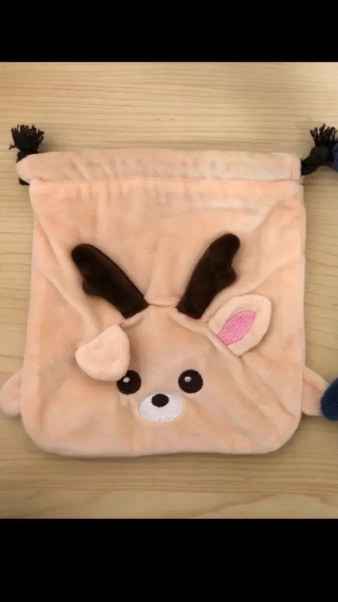 chubeenn's tweet photo. ดีล / ไม่พร้อมส่ง 🧡

Riize pouch กระเป๋าเชือกรูด อูรักบัม ซองชาน 

🧡  895.-  รวมส่งในเกา + ส่งแอร์ 

ค่าส่งในไทย 45

Dm / แอด Line หน้าโปรไฟล์

#ตลาดนัดน้องข้าว #ตลาดนัดriize https://t.co/WkPKlLTiyQ