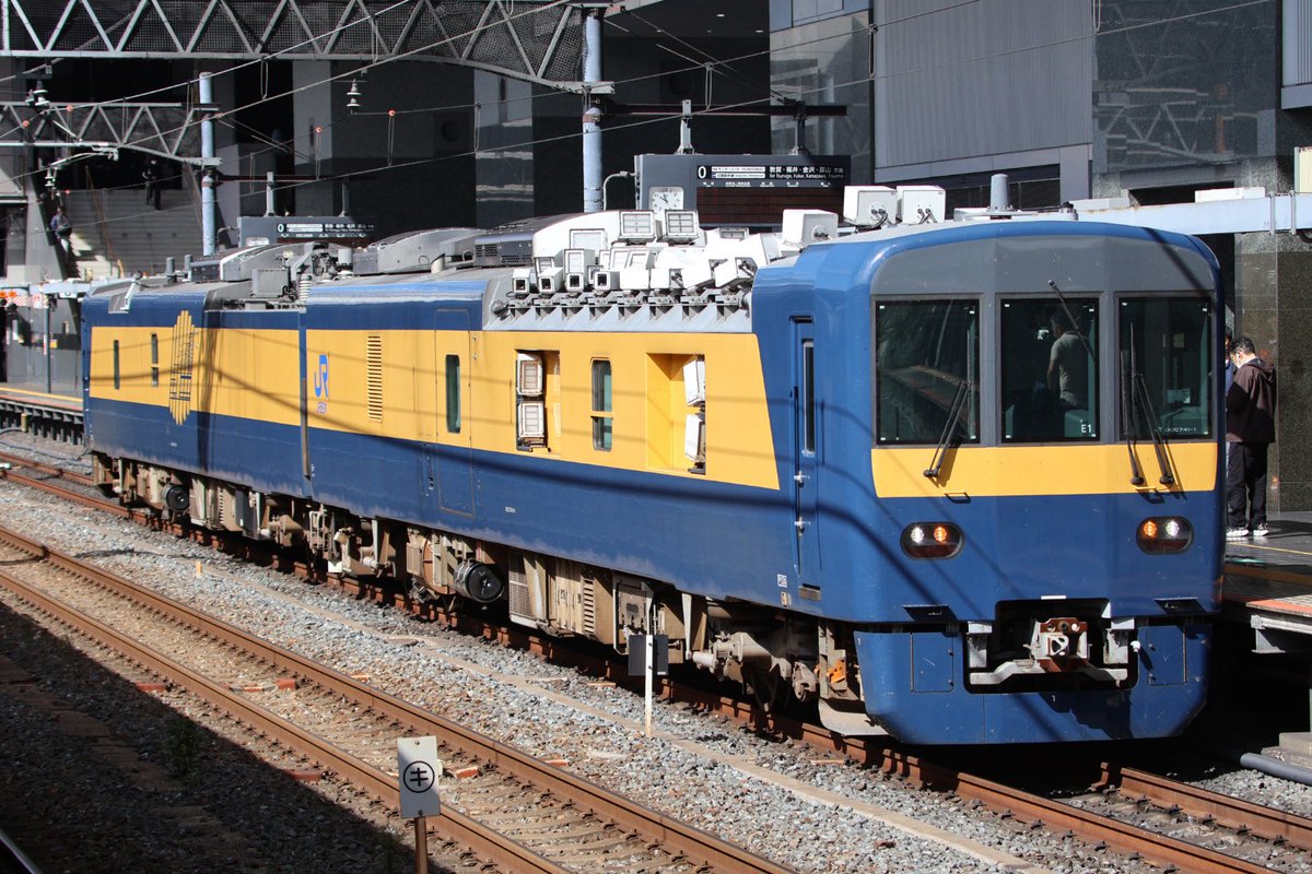 jrshikoku562700's tweet photo. 琵琶湖線･北陸線検測
試9248D
DEC741系E1編成

2026.10.7 https://t.co/5qMR6bBCIj